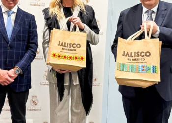 Acuerdan Gobierno de Jalisco y Fundación Real Madrid acciones para el fomento deportivo y educativo de niñas y niños