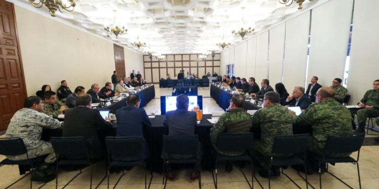 Proponen instalación de módulos de la Fiscalía del Estado en recaudadoras para denunciar robo o extravío de placas de circulación