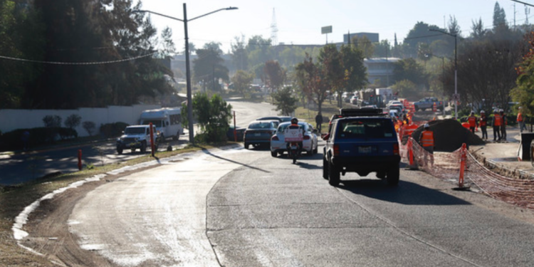 Con paso superior se dará solución vial en Patria y Universidad 