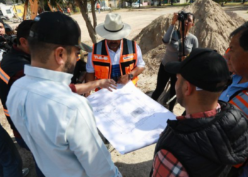 Gerardo Quirino supervisa obras en espacios recreativos
