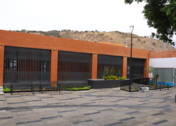 Paraísos del Colli estrena plaza pública 