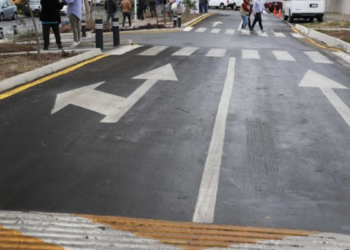 Vecinos de la colonia Santa Margarita estrenan parque lineal 