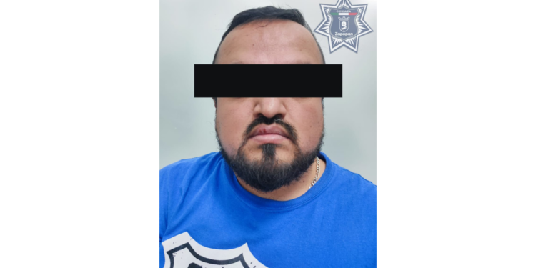 Detienen a sujeto presuntamente con droga, podría estar vinculado a robos a casa habitación en Zapopan