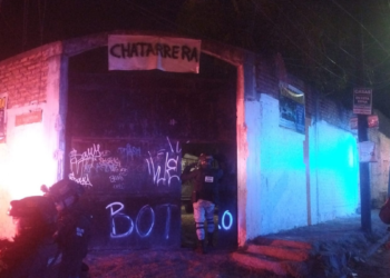 Bomberos de Tlaquepaque sofocan incendio en recicladora y clausuran otro establecimiento