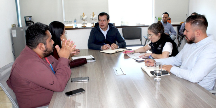 Analizan SETRAN y Ayuntamiento de Tlaquepaque opciones de mejora en el transporte público