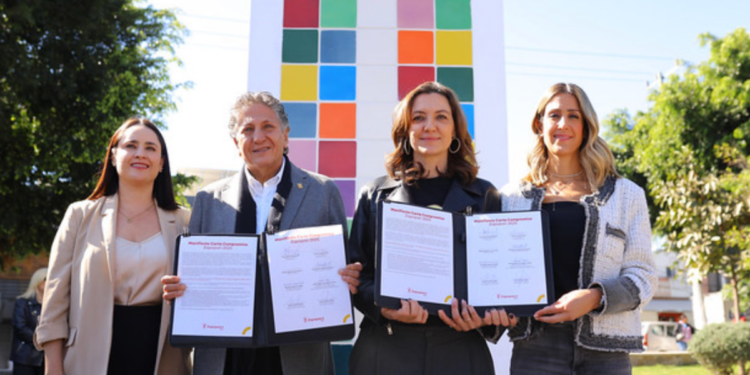 Gobierno de Zapopan devela escultura para sensibilizar sobre el abuso sexual infantil 