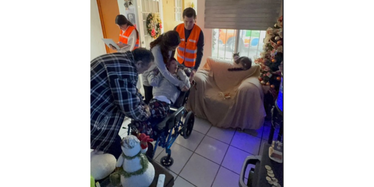 Gobierno de Tlajomulco entrega andaderas en la zona Valle