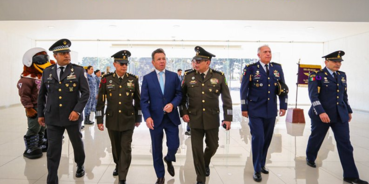 Participa Gobernador Pablo Lemus en la conmemoración del 110 aniversario de la Fuerza Aérea Mexicana