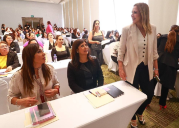 Encabeza SISEMH diálogo con instancias municipales de atención a mujeres en Jalisco