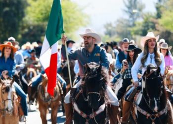 Tlajomulco de Zúñiga vive cabalgata histórica