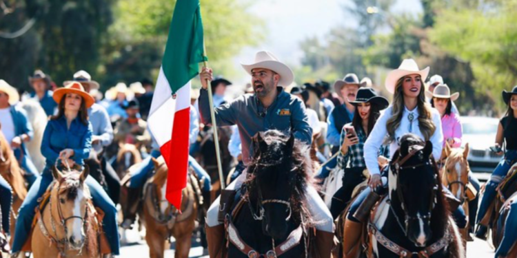 Tlajomulco de Zúñiga vive cabalgata histórica