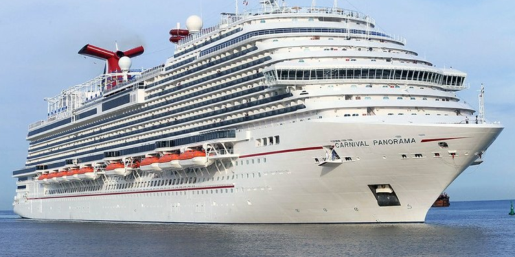 Aumenta, en enero, derrama económica de cruceristas en Puerto Vallarta