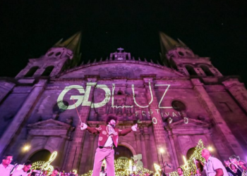 Con más de 2.1 millones de visitantes finaliza el Festival GDLuz 2025