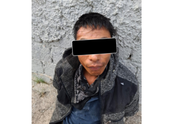 Policías de Tlaquepaque arretan a hombre por presunto intento de asalto con arma de fuego