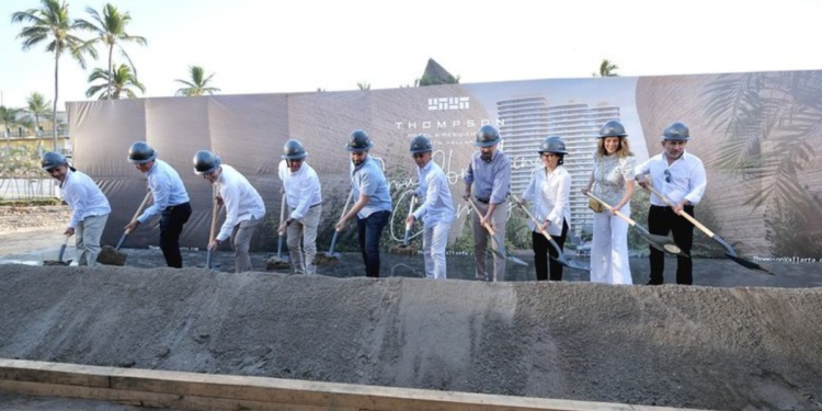 Asiste Gobernador Pablo Lemus al arranque de construcción del Hotel Thompson Puerto Vallarta