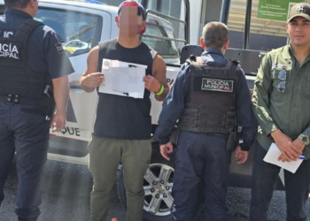 Policías de San Pedro Tlaquepaque localizan a un hombre con ficha de búsqueda