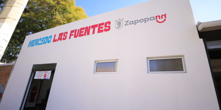 Frangie entrega la remodelación del mercado Las Fuentes 
