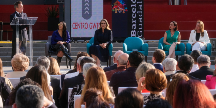 Refuerza Pablo Lemus compromiso con el liderazgo femenino y el desarrollo empresarial en Jalisco