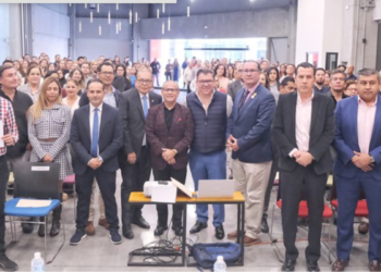 Reconocen en su día al personal de Odontología de las 13 Regiones de Jalisco