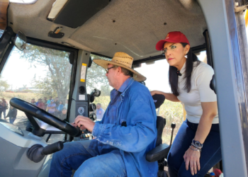 Rehabilitan caminos sacacosecha en beneficio de agricultores de Tlaquepaque