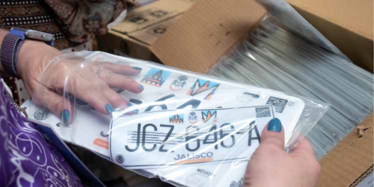 Se insta a la ciudadanía a realizar cambio de placas vehiculares con terminación 1 en última semana de marzo