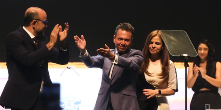 Asiste Pablo Lemus, Gobernador de Jalisco, al 6° Informe de Actividades de Ricardo Villanueva, Rector General de la Universidad de Guadalajara