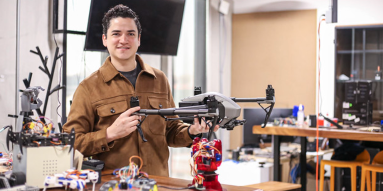 Asume Carlos Bañuelos Barrios la Dirección General de la Plataforma Abierta de Innovación y Desarrollo (PLAi)