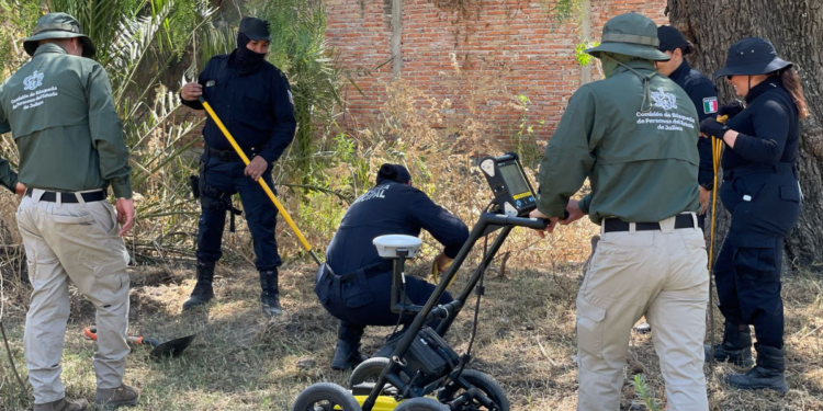 Capacita COBUPEJ a Célula de Búsqueda de Lagos de Moreno y familiares de personas desaparecidas de la región Altos Norte