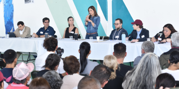 Entablan Estado y Federación mesa de diálogo con comunidades de la Cuenca del Río Lerma-Santiago