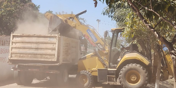 Fortalece SADER Jalisco infraestructura rural con su módulo de maquinaria