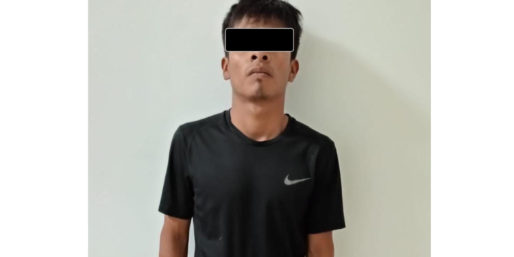 Policías de Tlaquepaque arrestan a hombre por presunta posesión de arma de fuego y cartuchos