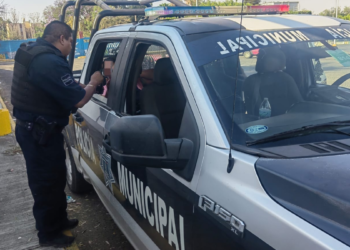 Policías de Tlaquepaque frustran extorsión telefónica