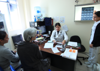 Invita SSJ a las mujeres a acudir a detección oportuna de cáncer cérvico uterino