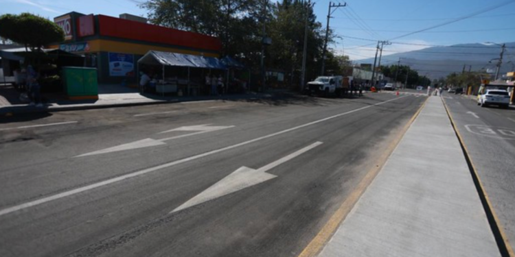 Hacienda Los Eucaliptos estrena vialidad rehabilitada y cancha deportiva