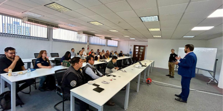 Brinda Coordinación Estratégica de Seguridad capacitación a periodistas