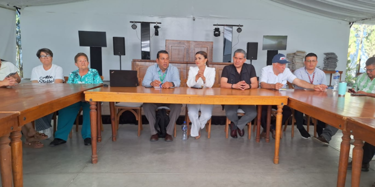 Acuerda Setran con vecinos del norte de Zapopan alternativas para mejorar el servicio de transporte público