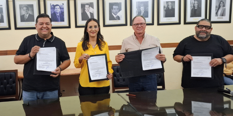 Gobierno de Tlaquepaque firma convenio para procurar que no se realice apología del delito