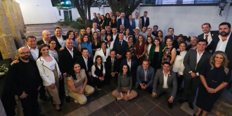 Convoca Pablo Lemus, Gobernador de Jalisco, a legisladoras y legisladores locales y federales a cerrar filas por el estado