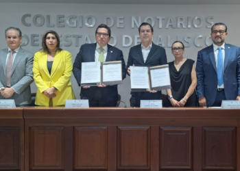Ratifican Setran y Colegio de Notarios convenio para validar licencias de conducir como identificación oficial
