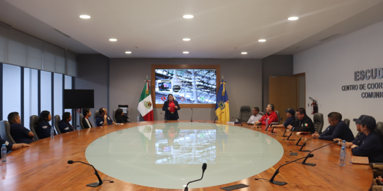 Capacita C5 Escudo Jalisco a personal de seguridad del Estadio Akron en técnicas de videovigilancia para eventos masivos