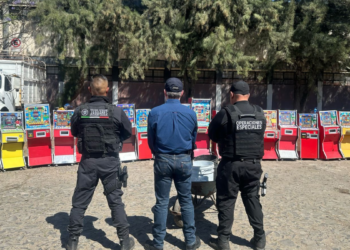 En coordinación; Policías de Tlaquepaque retiran y destruyen 93 máquinas tragamonedas