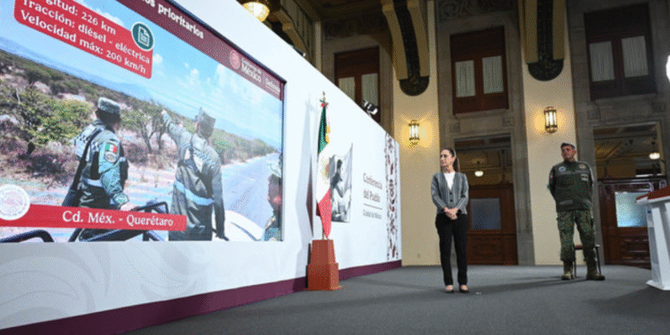 Presidenta destaca inicio de construcción de trenes a Pachuca, Querétaro y la vía de carga del Tren Maya en sus primeros 7 meses de Gobierno