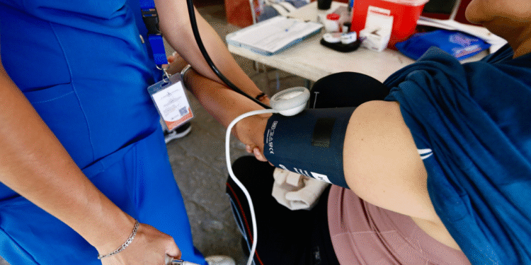 Realiza Secretaría Salud Jalisco feria de la salud en el marco del Día Mundial de la Hipertensión Arterial