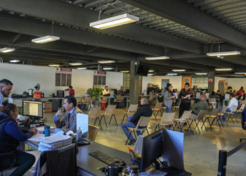 Dialoga Secretaría del Trabajo con empresas afectadas por el incendio en el Álamo Industrial 