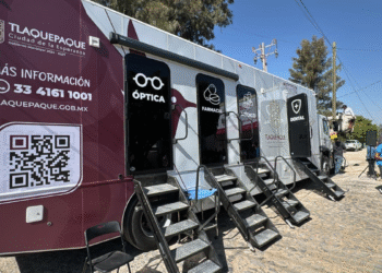 En Tlaquepaque más de 11 mil personas beneficiadas con la Unidad Médica Móvil de Bienestar