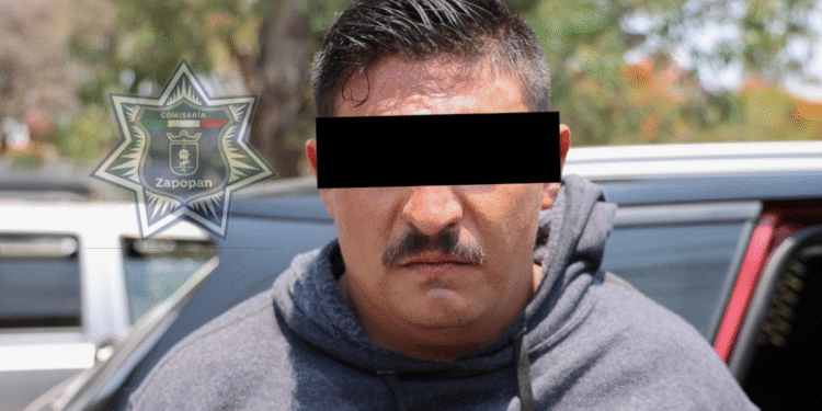 Policías de Zapopan detienen a presunto ladrón de autopartes en la colonia Colli Sitio