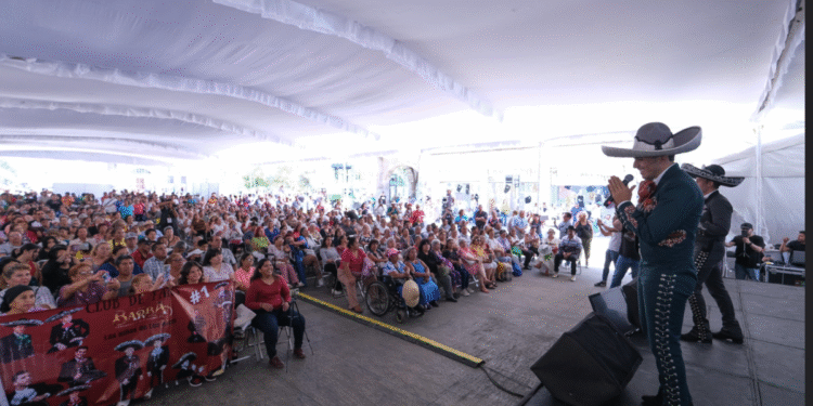 Con más de 10 mil asistentes se realiza el Festival de las Mamás en el corazón de Guadalajara