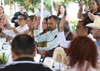 Gerardo Quirino tomó protesta a los nuevos delegados y agentes municipales de Tlajomulco