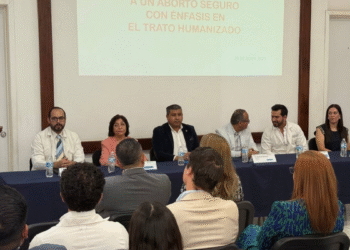 Capacitan a personal médico en el tema de Violencia Obstétrica e Interrupción Legal del Embarazo