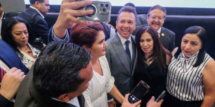 Reconoce Gobierno de Jalisco a docentes y destaca consolidación del sistema educativo del estado